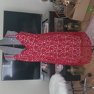 City chic red dress so fancy